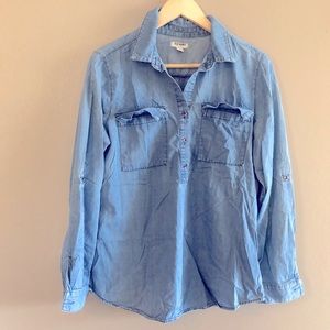 Old Navy Wms Med Chambrey/Denim shirt, tunic